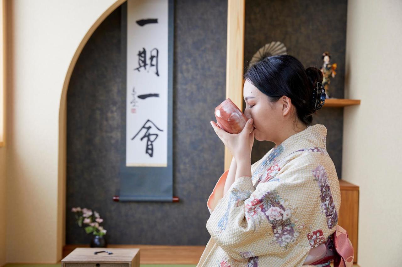 Villa 古今 天下茶屋 With A Private Parking Lot And A Half Open-Air Bath And Direct To Kix Osaka Esterno foto