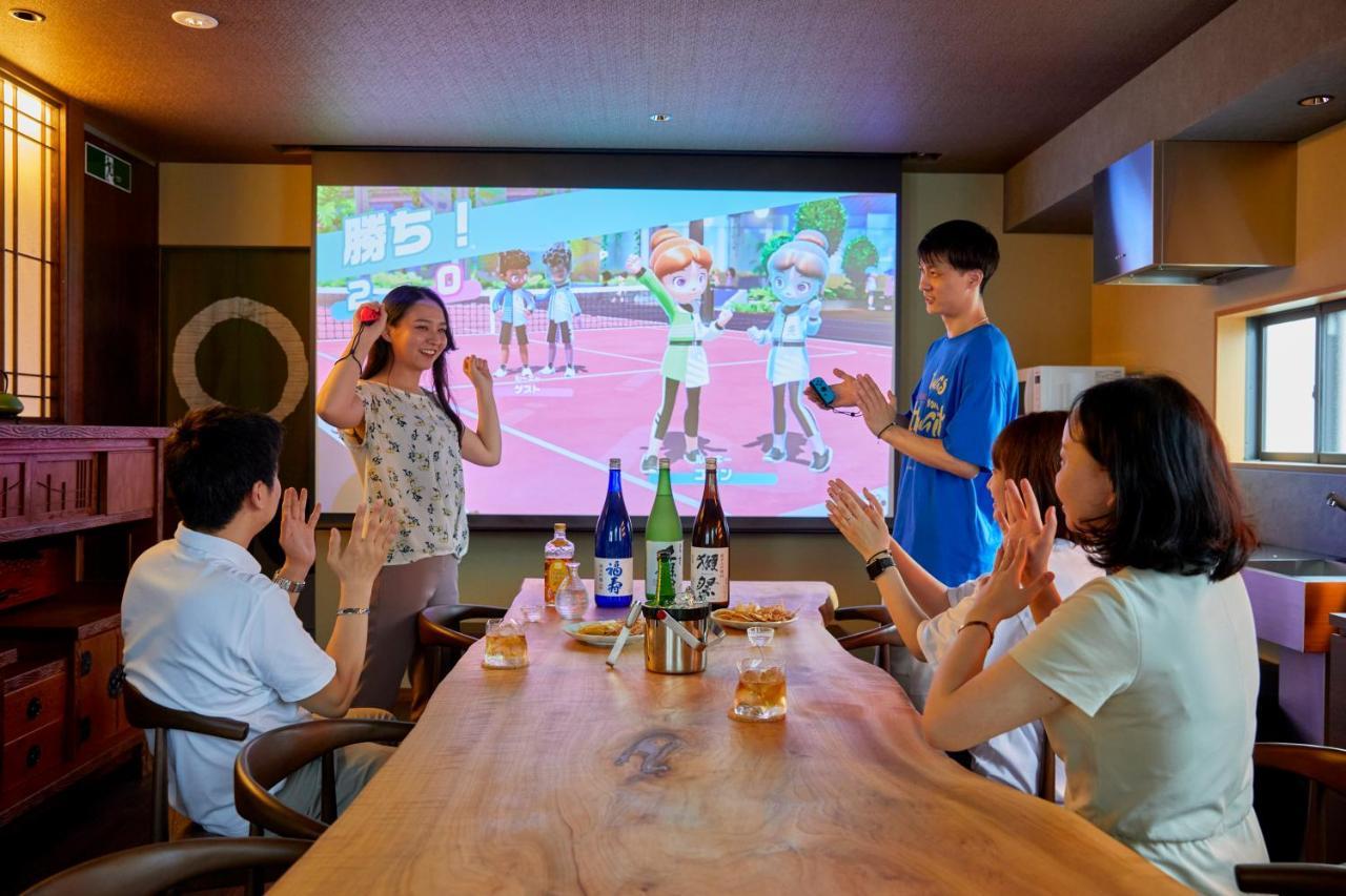 Villa 古今 天下茶屋 With A Private Parking Lot And A Half Open-Air Bath And Direct To Kix Osaka Esterno foto